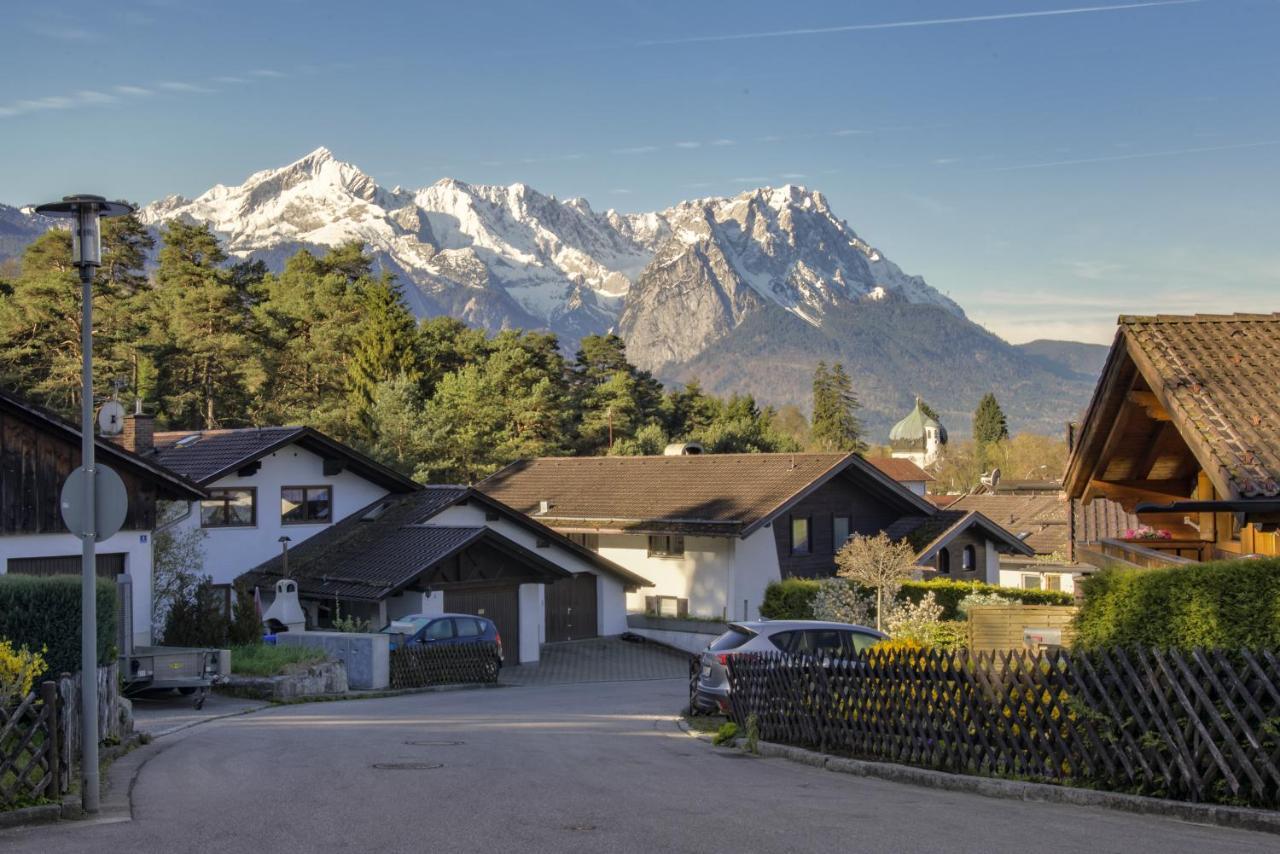 Ferienhaus Alpenjuwel Гармиш-Партенкирхен Екстериор снимка